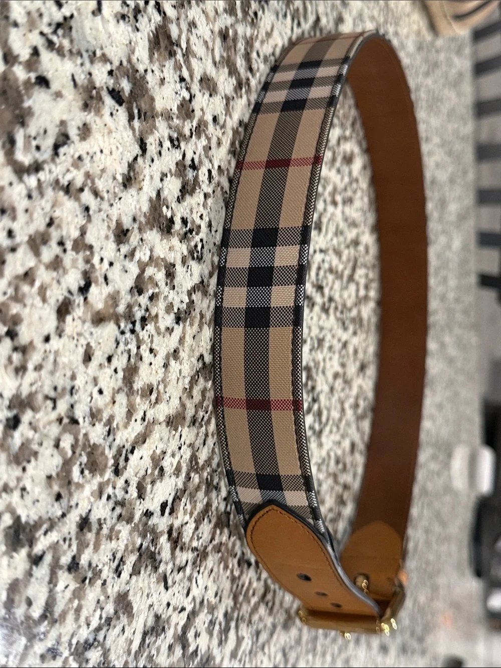 Burberry belt featuring